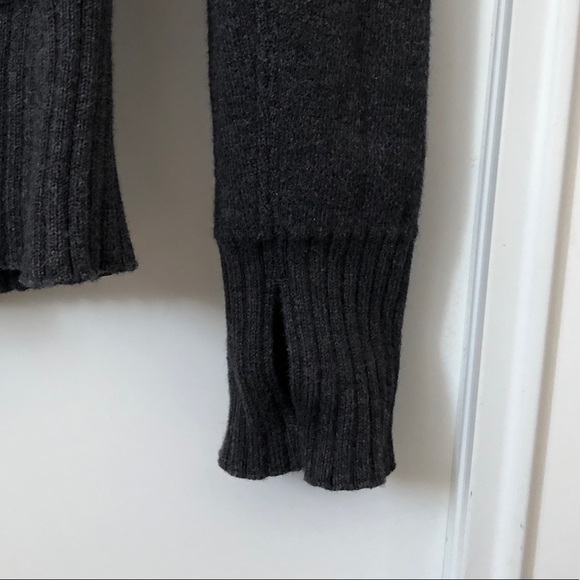 Lululemon Charcoal Gray Long Sleeve Sweater. - Picture 3 of 6